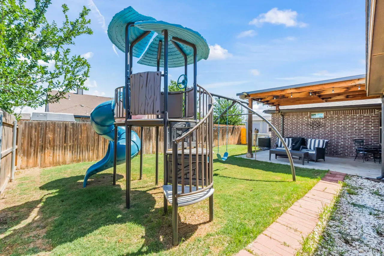 Photo 43 — 6906 70th Street, Lubbock, TX 79424