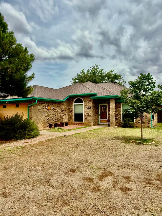 Front exterior — 5914 72nd Street, Lubbock, TX 79424