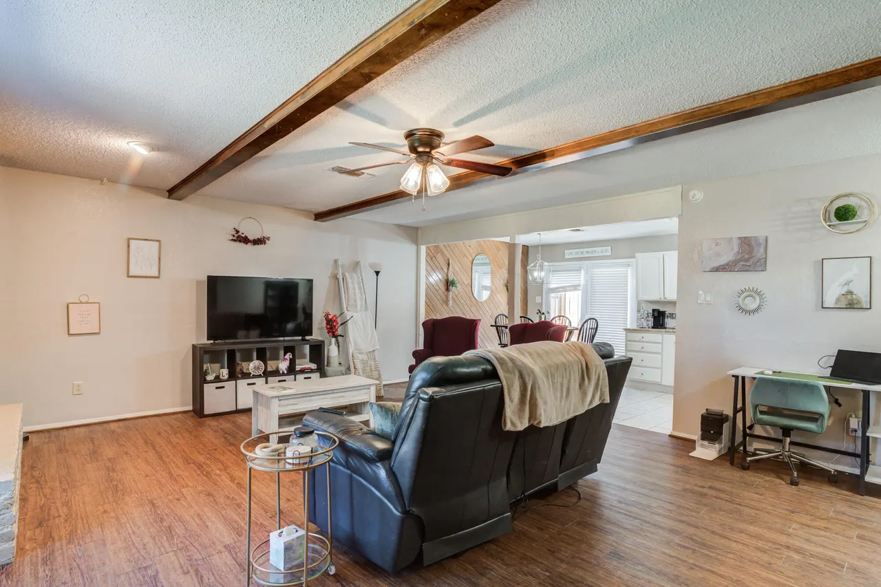 Photo 2 — 8633 Knoxville Drive C-31, Lubbock, TX 79423