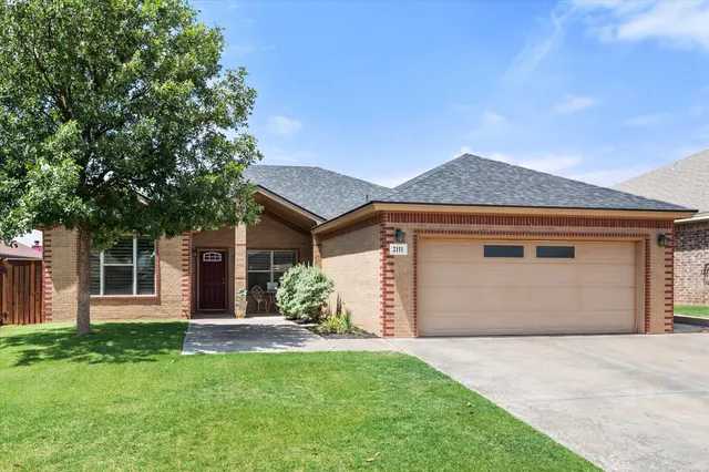 Front exterior — 2111 101st Street, Lubbock, TX 79423