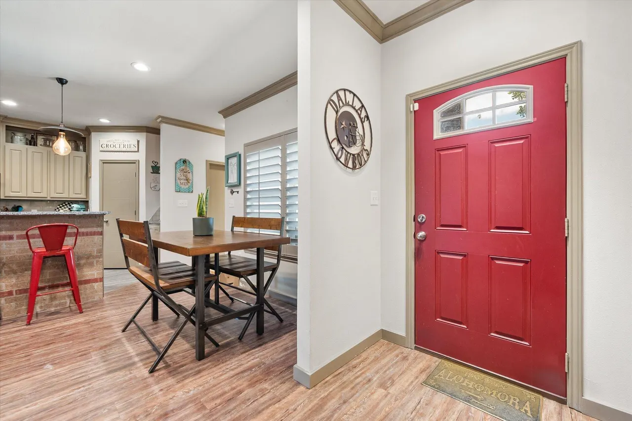 Photo 4 — 2111 101st Street, Lubbock, TX 79423