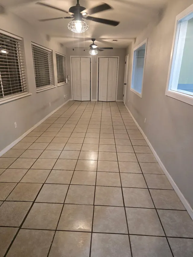 Photo 5 — 1001 Mimosa Avenue, Idalou, TX 79329
