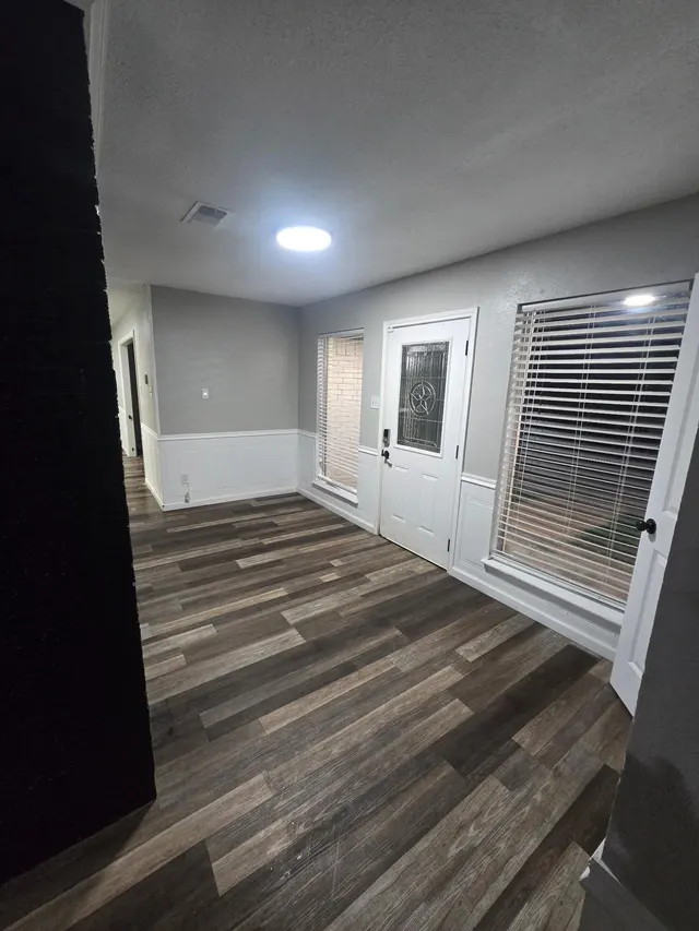 Photo 7 — 1001 Mimosa Avenue, Idalou, TX 79329