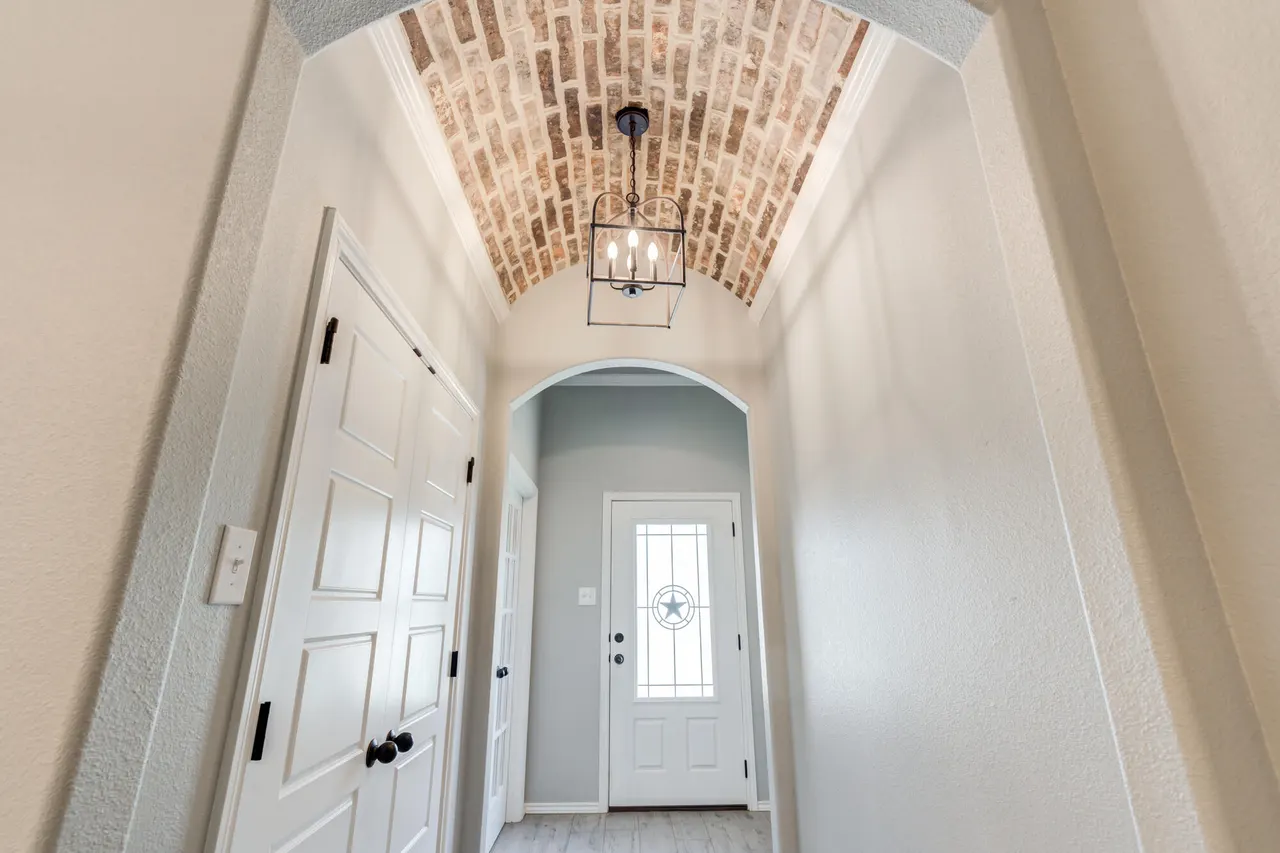 Photo 4 — 12208 Jordan Avenue, Lubbock, TX 79423