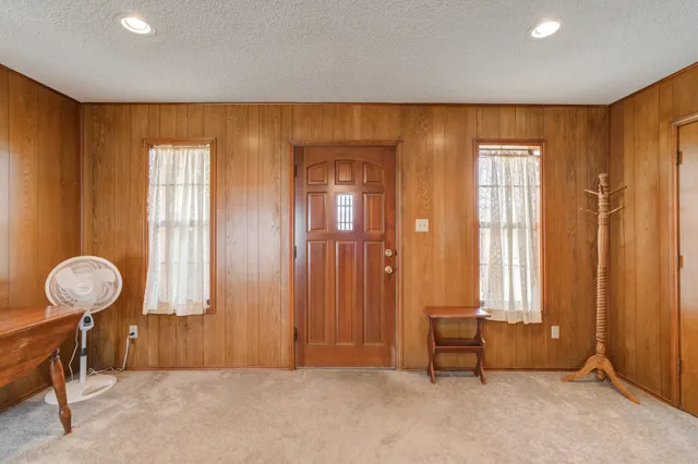 Photo 5 — 6921 Elephant Road, Lubbock, TX 79407