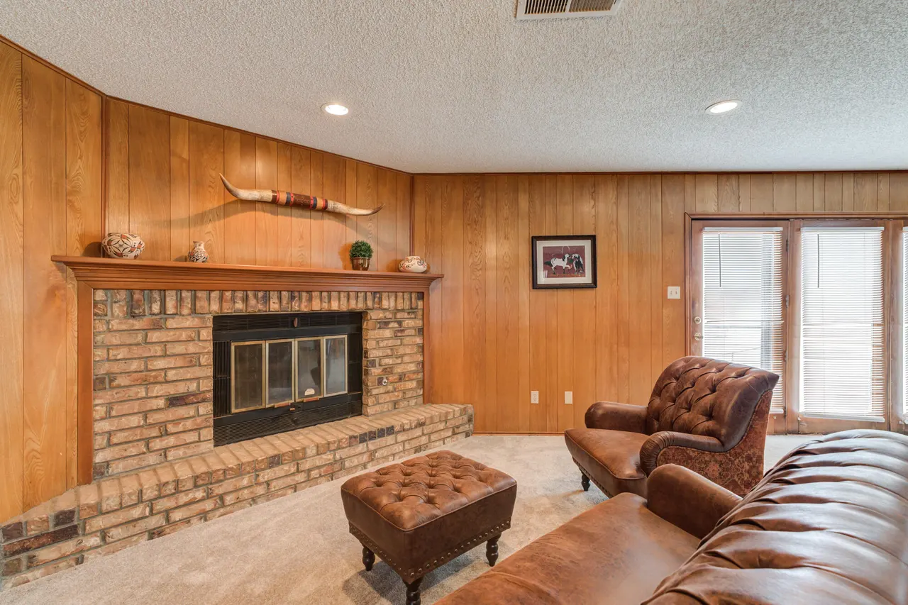 Photo 14 — 6921 Elephant Road, Lubbock, TX 79407