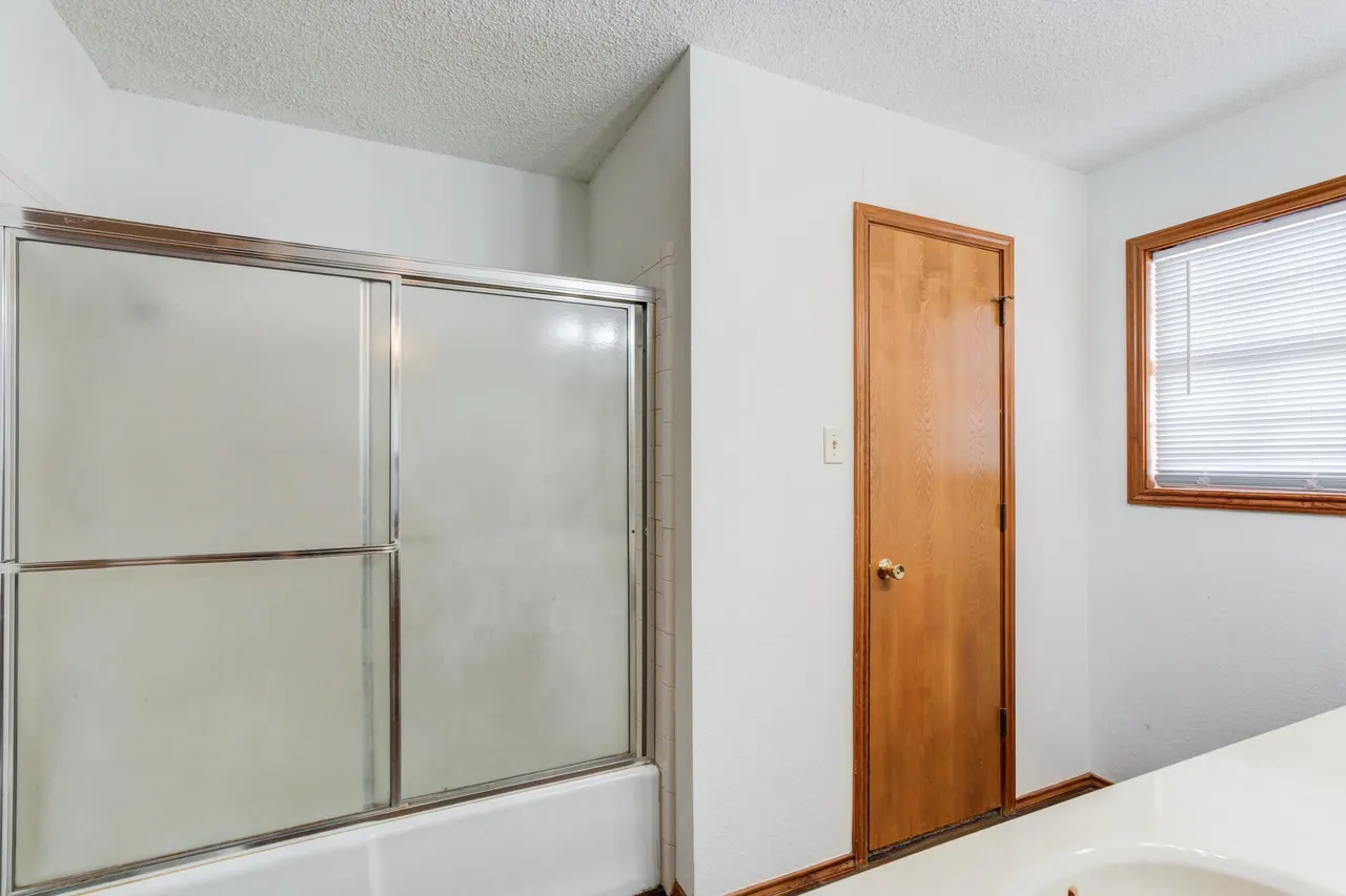 Photo 34 — 6921 Elephant Road, Lubbock, TX 79407
