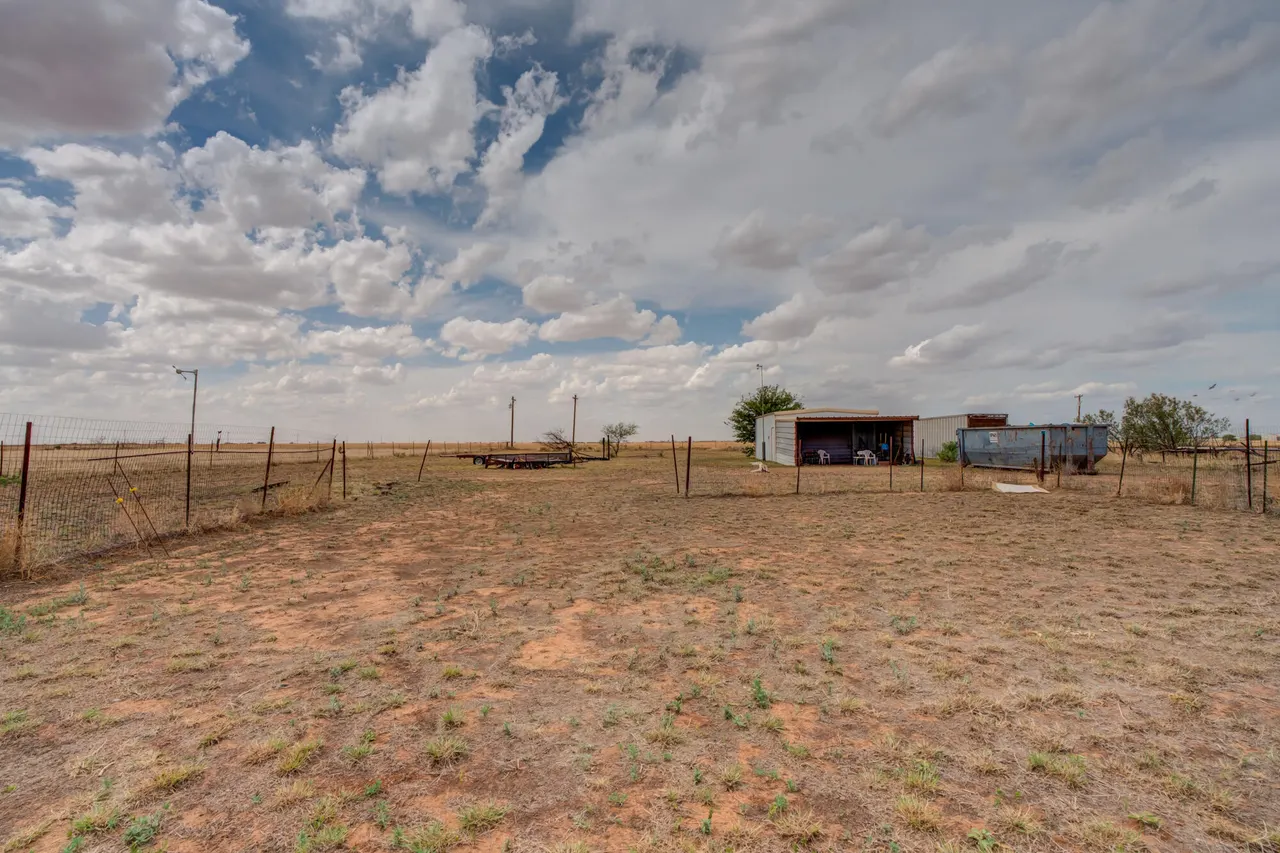 Photo 37 — 6921 Elephant Road, Lubbock, TX 79407