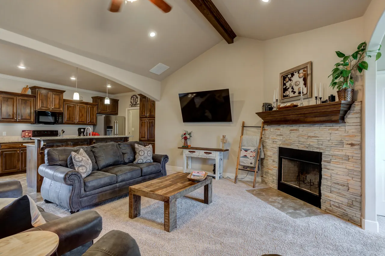 Photo 4 — 5107 Kemper Street, Lubbock, TX 79416