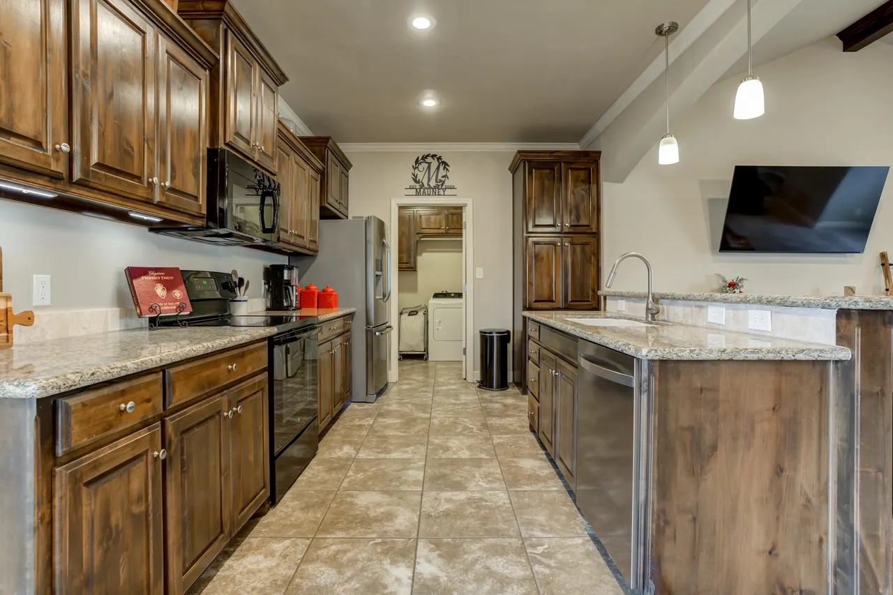 Photo 10 — 5107 Kemper Street, Lubbock, TX 79416