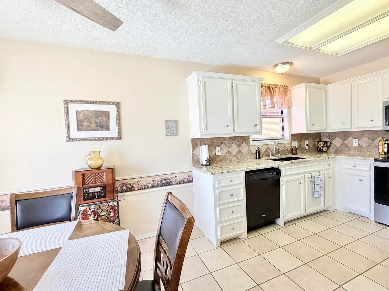 Photo 13 — 2214 95th Street, Lubbock, TX 79423