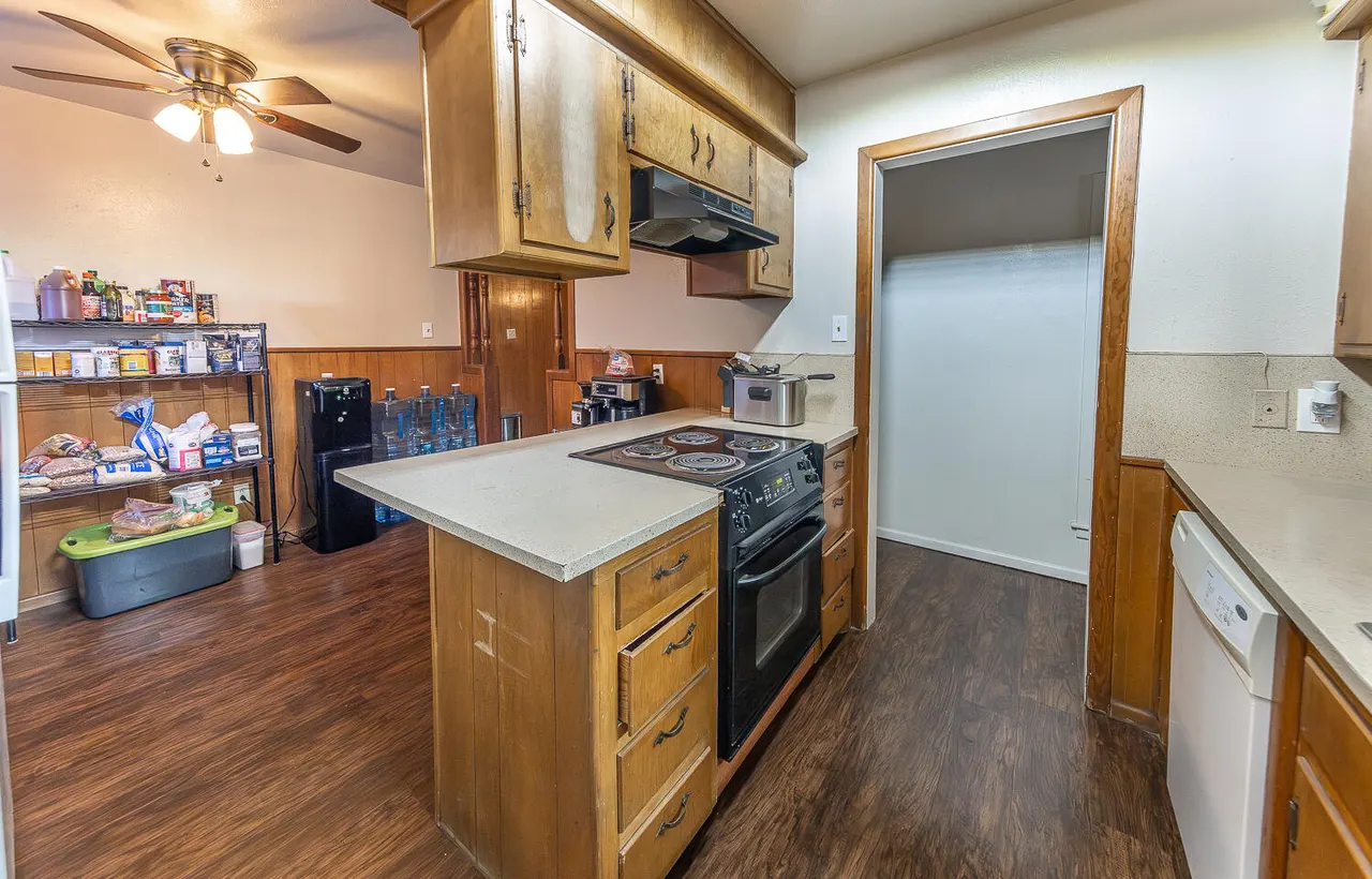 Photo 5 — 2408 33rd Street, Lubbock, TX 79411