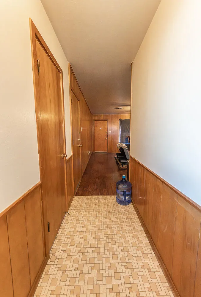 Photo 8 — 2408 33rd Street, Lubbock, TX 79411
