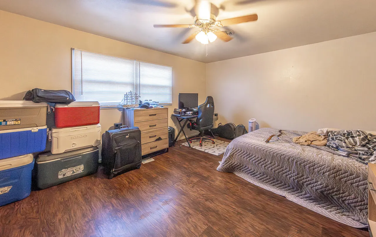 Photo 11 — 2408 33rd Street, Lubbock, TX 79411