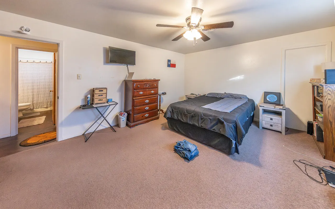 Photo 18 — 2408 33rd Street, Lubbock, TX 79411