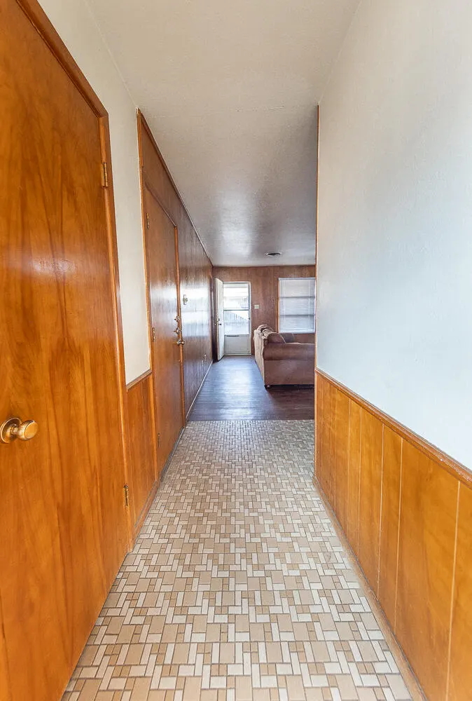 Photo 8 — 2410 33rd Street, Lubbock, TX 79411