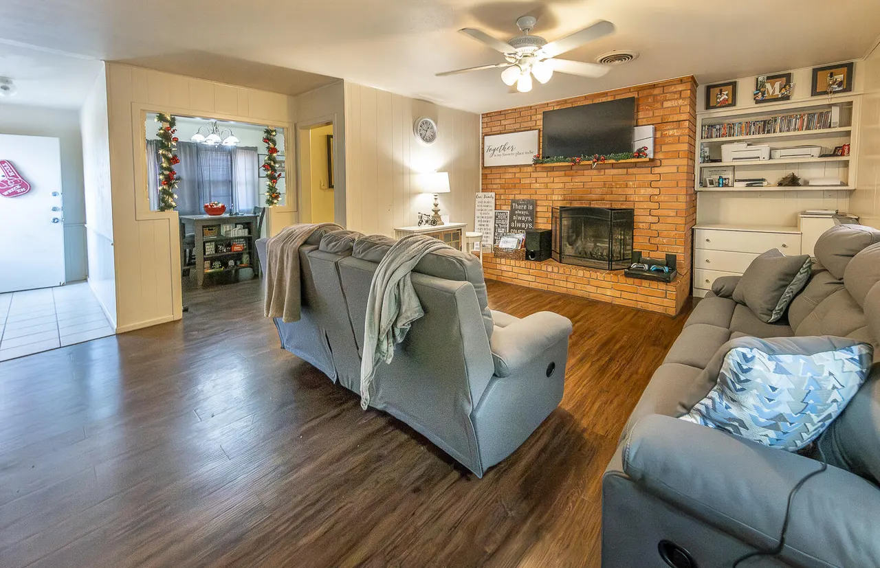 Photo 2 — 2412 33rd Street, Lubbock, TX 79411