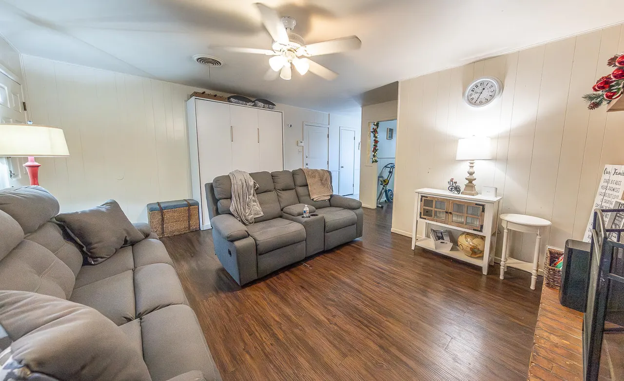 Photo 6 — 2412 33rd Street, Lubbock, TX 79411
