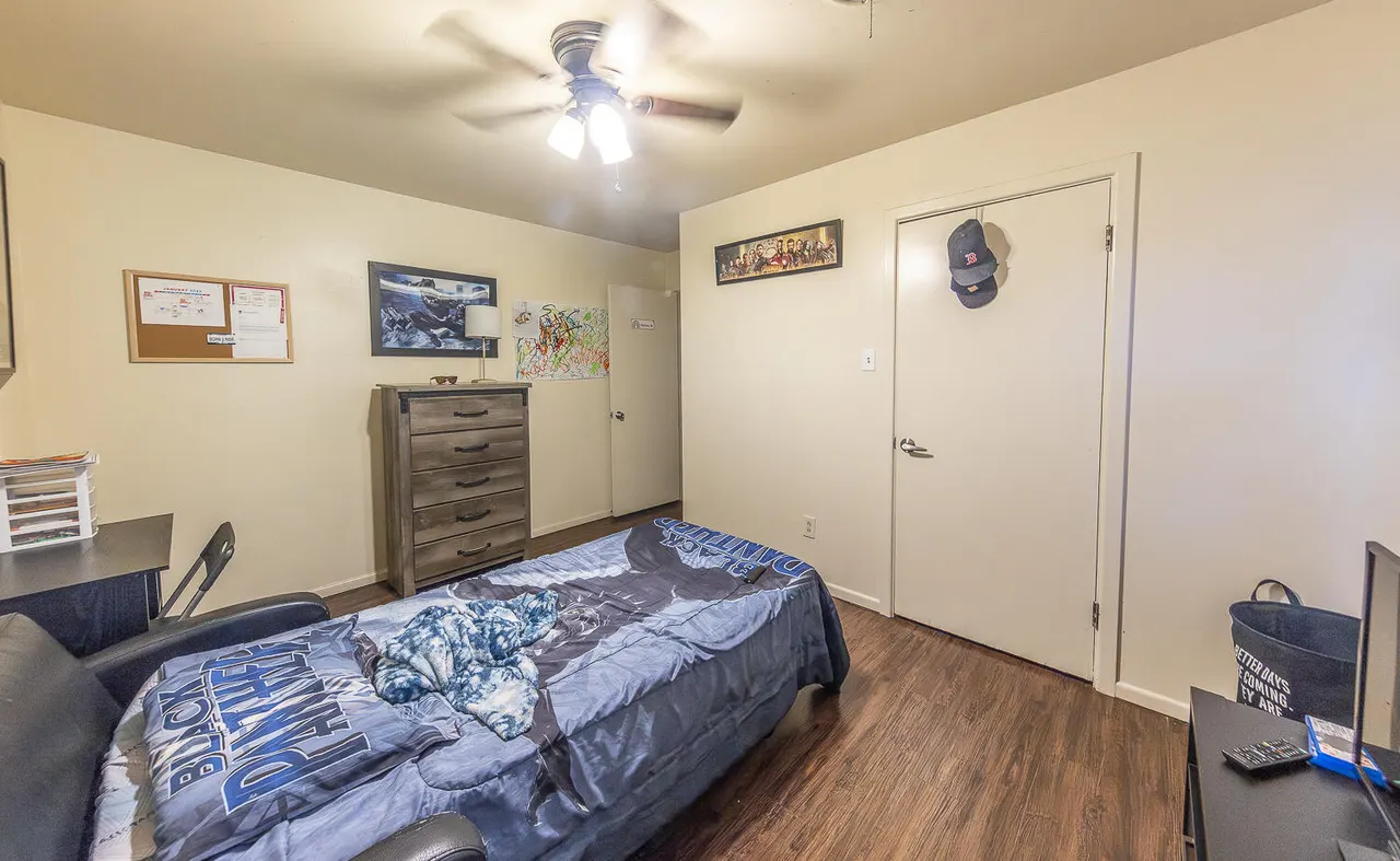 Photo 12 — 2412 33rd Street, Lubbock, TX 79411