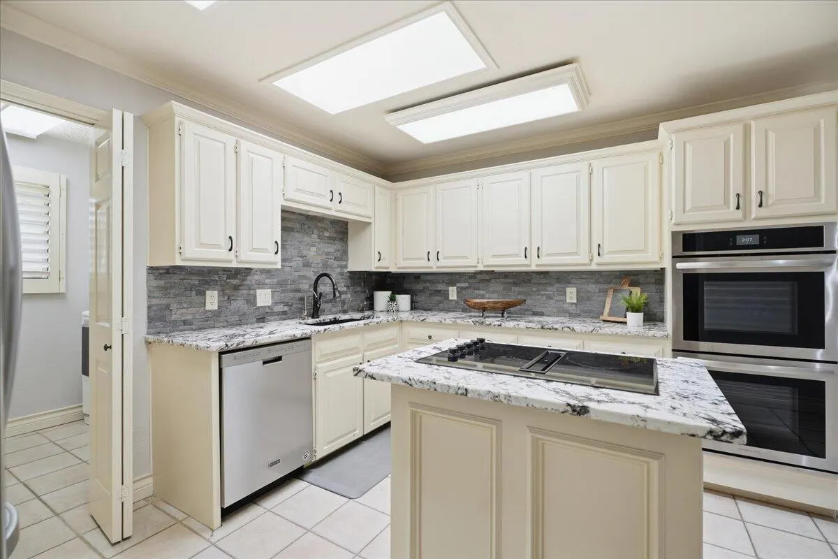 Photo 10 — 3809 96th Street, Lubbock, TX 79423