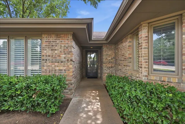 Photo 2 — 3809 96th Street, Lubbock, TX 79423