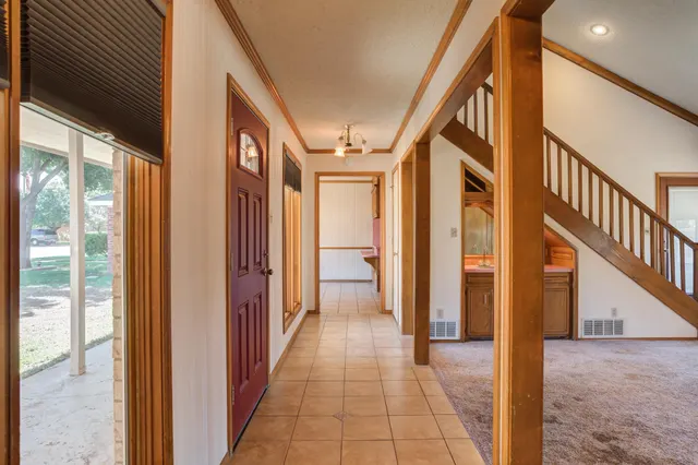 Photo 3 — 5820 80th Street, Lubbock, TX 79424