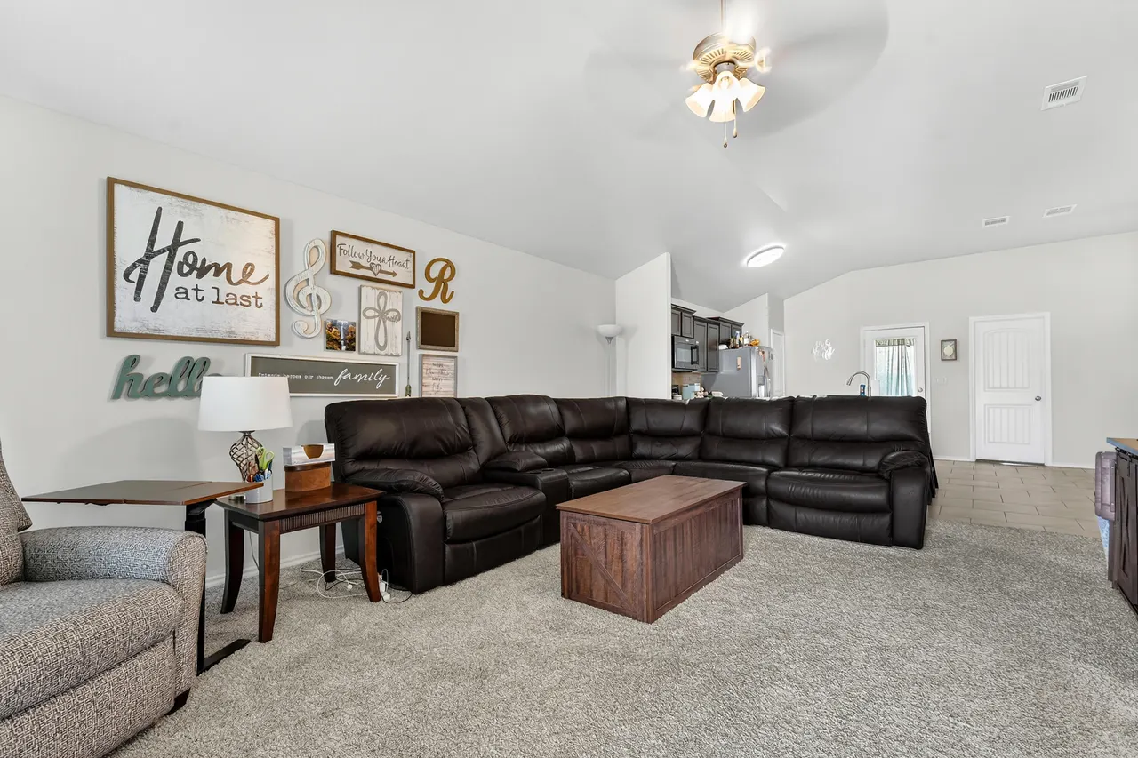 Photo 4 — 7519 103rd Street, Lubbock, TX 79424