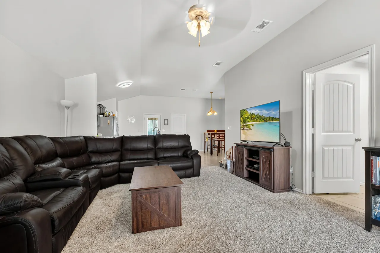 Photo 5 — 7519 103rd Street, Lubbock, TX 79424