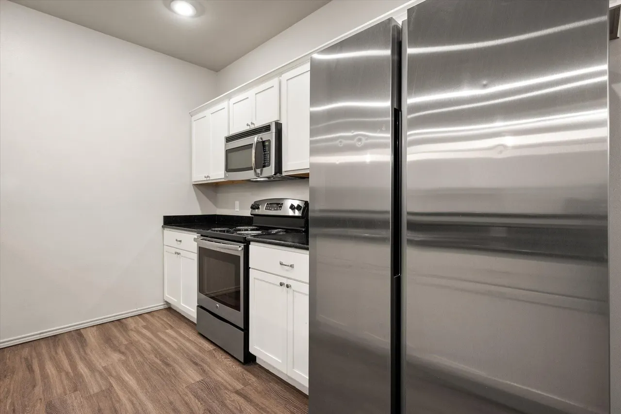 Photo 11 — 2119 10th Street, Lubbock, TX 79401