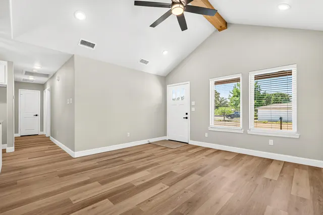 Photo 5 — 702 11th Street, Abernathy, TX 79311