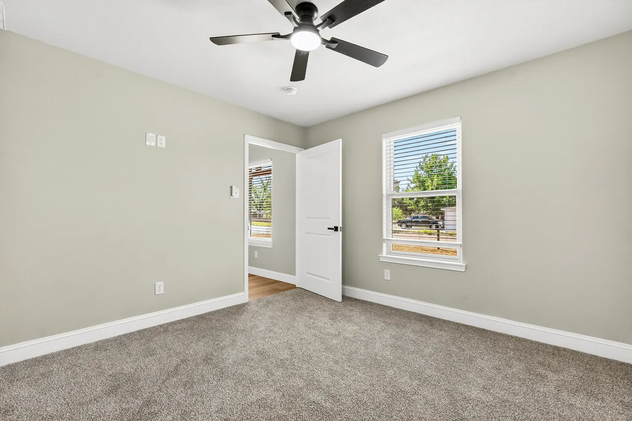 Photo 18 — 702 11th Street, Abernathy, TX 79311