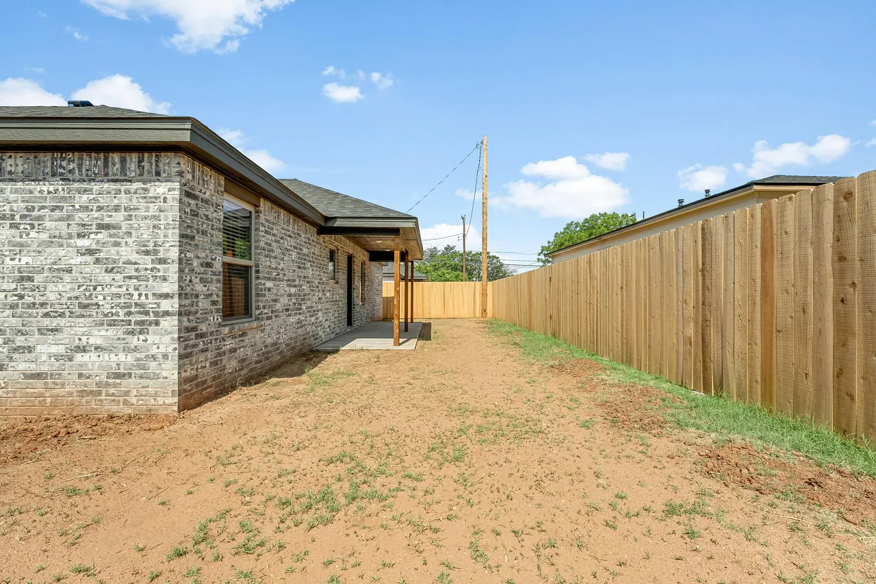 Photo 22 — 702 11th Street, Abernathy, TX 79311