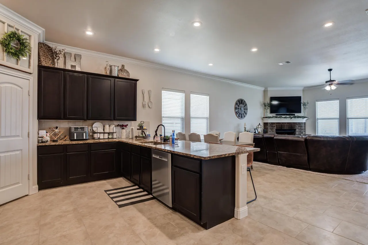 Photo 6 — 10119 Venita Avenue, Lubbock, TX 79424