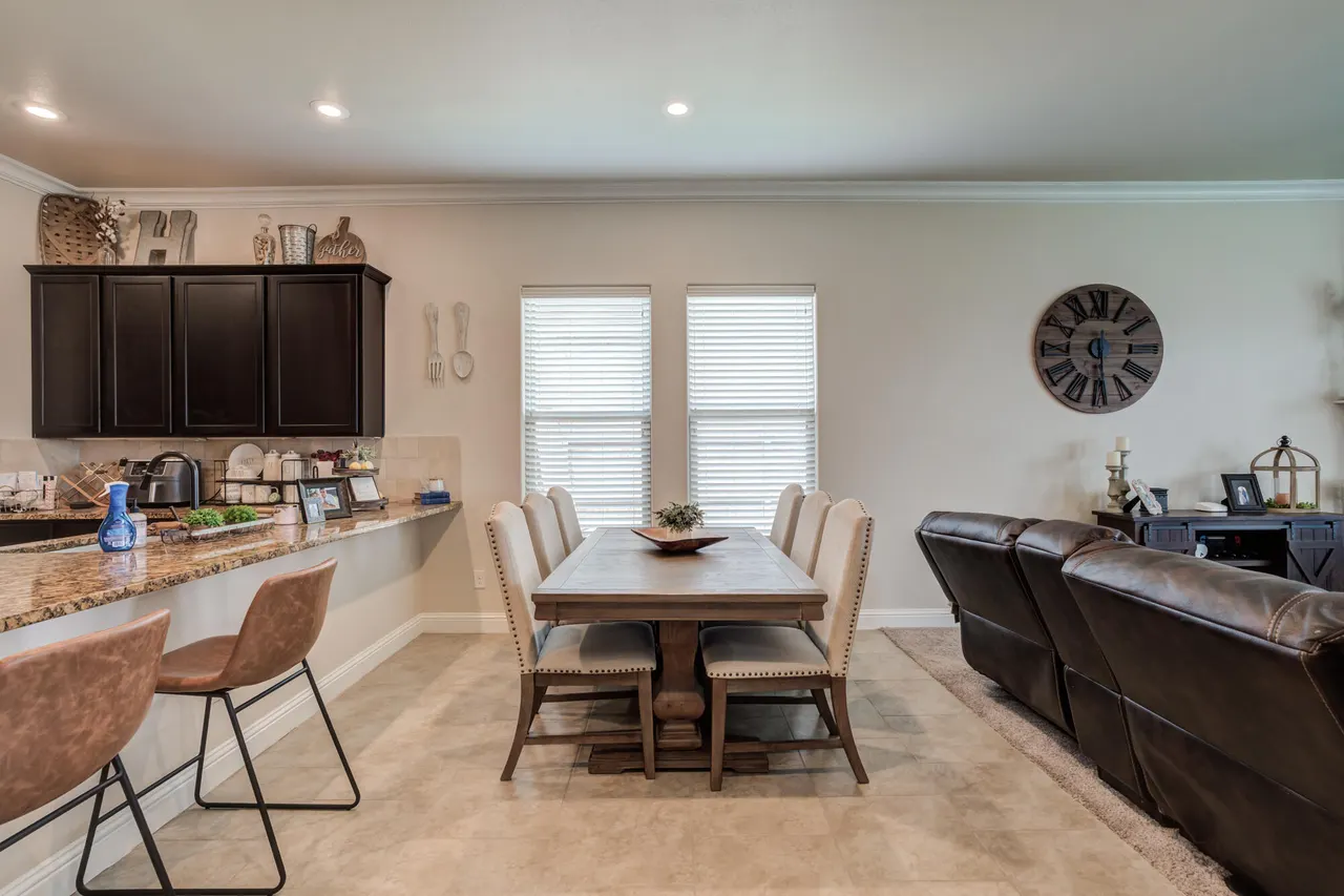 Photo 12 — 10119 Venita Avenue, Lubbock, TX 79424