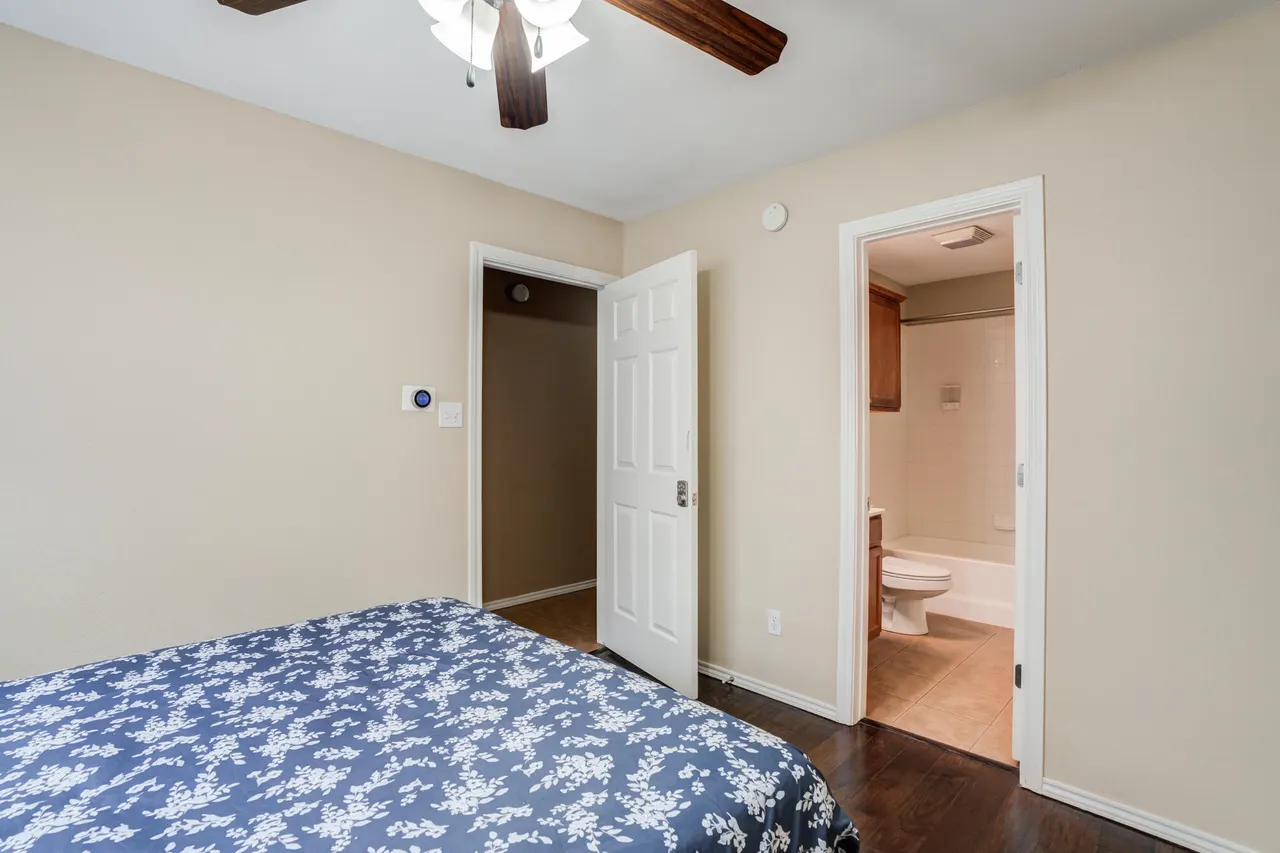 Photo 8 — 2101 Main Street 5, Lubbock, TX 79401