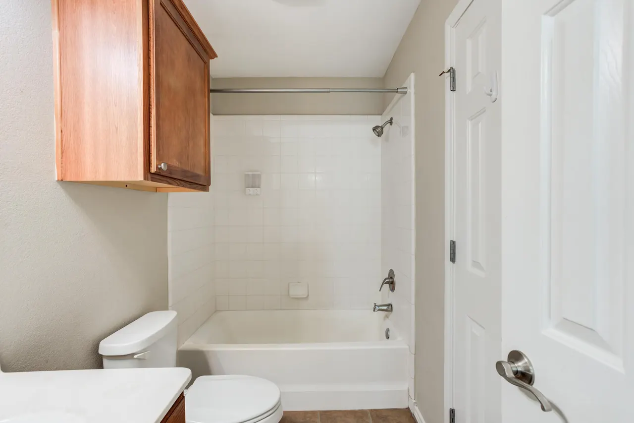 Photo 9 — 2101 Main Street 5, Lubbock, TX 79401