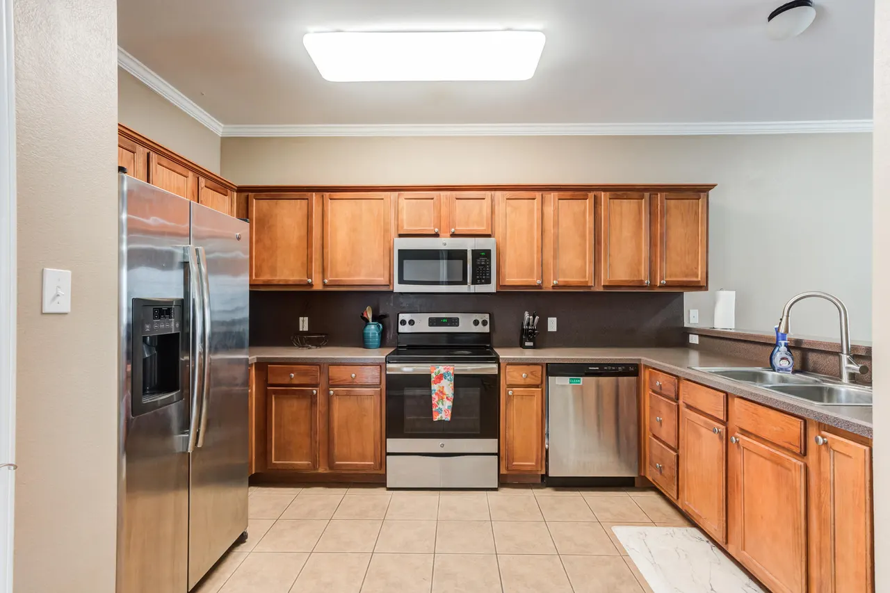 Photo 16 — 2101 Main Street 5, Lubbock, TX 79401