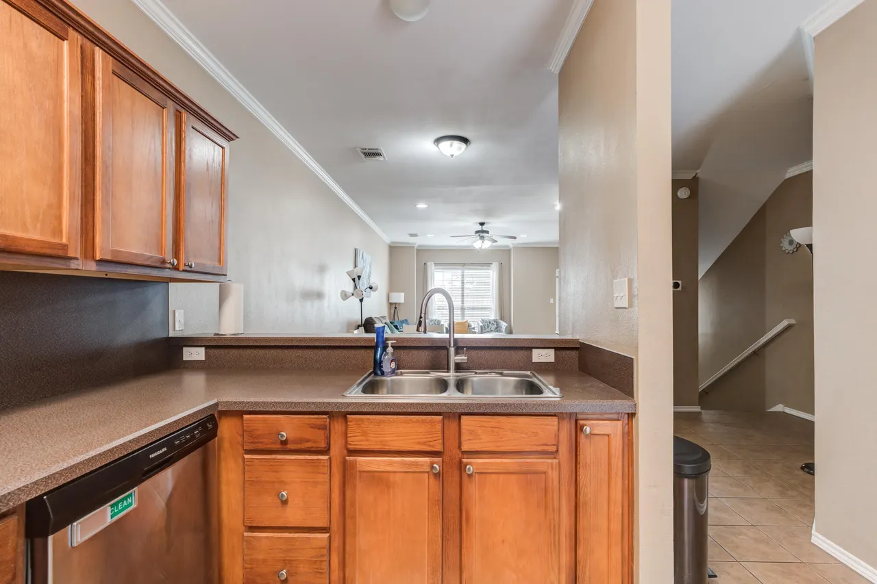 Photo 18 — 2101 Main Street 5, Lubbock, TX 79401