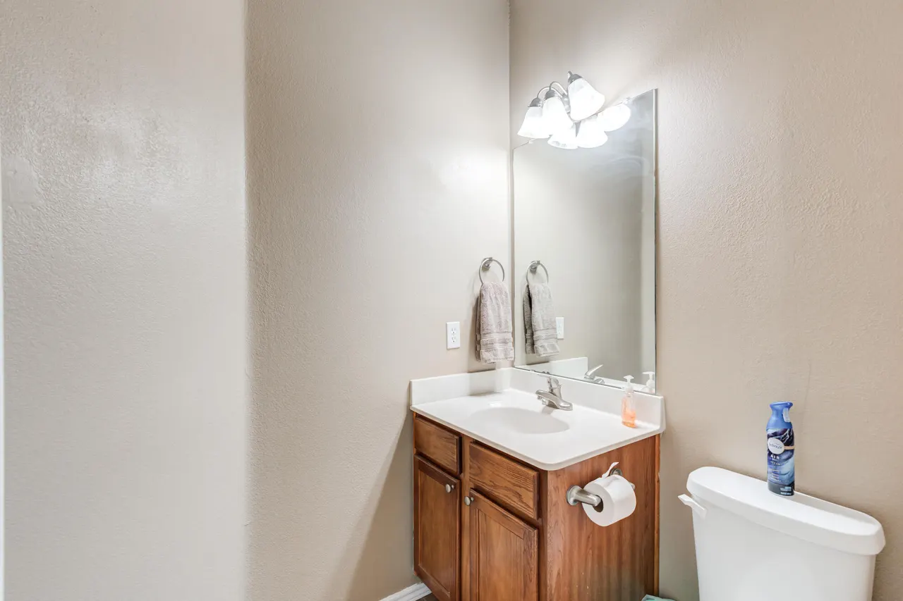Photo 21 — 2101 Main Street 5, Lubbock, TX 79401
