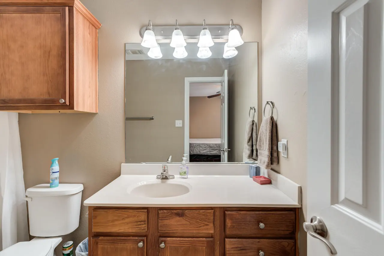 Photo 35 — 2101 Main Street 5, Lubbock, TX 79401