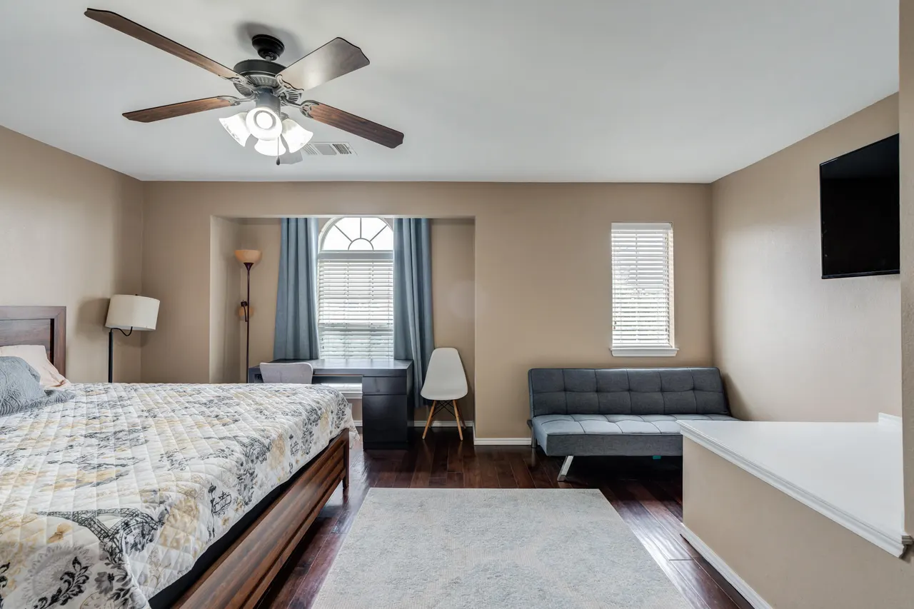 Photo 37 — 2101 Main Street 5, Lubbock, TX 79401