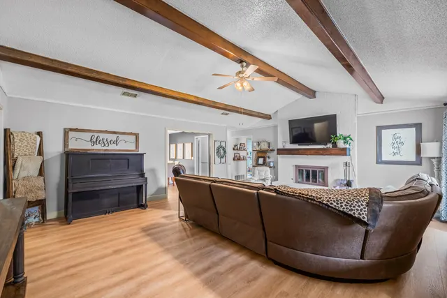 Photo 7 — 5402 89th Street, Lubbock, TX 79424
