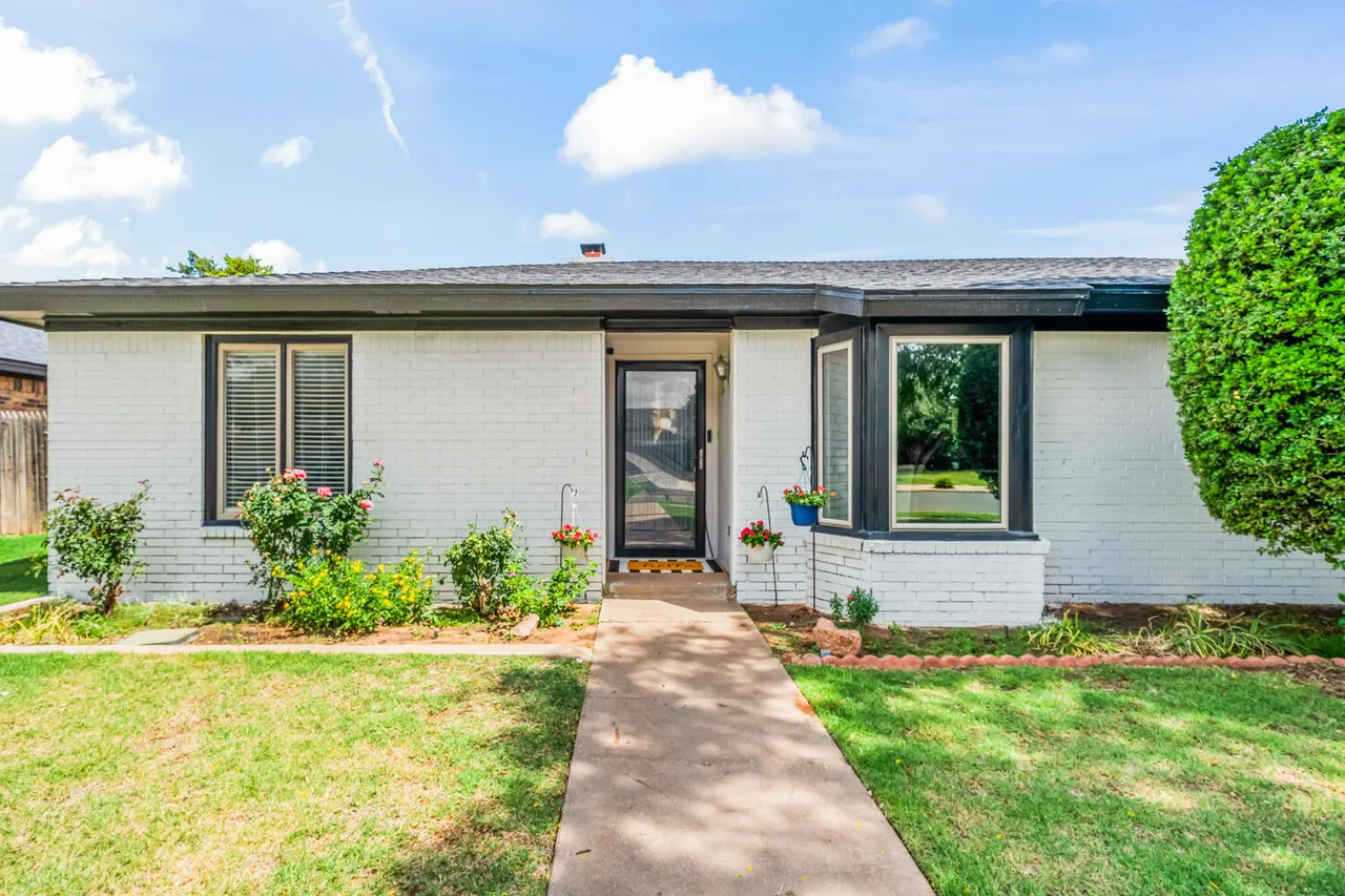 Photo 3 — 5402 89th Street, Lubbock, TX 79424