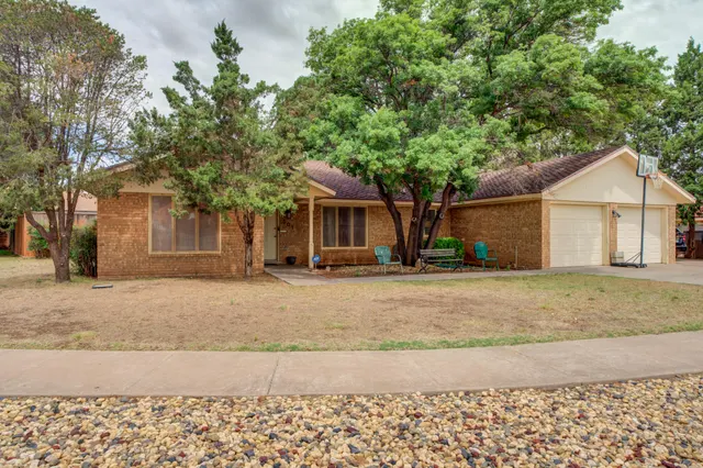 Front exterior — 501 N Huron Avenue, Lubbock, TX 79416