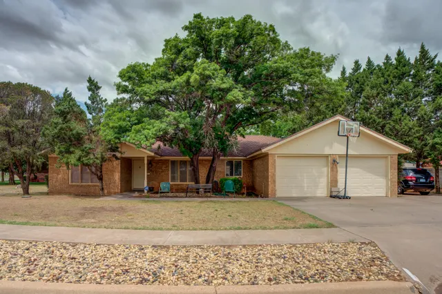Photo 4 — 501 N Huron Avenue, Lubbock, TX 79416