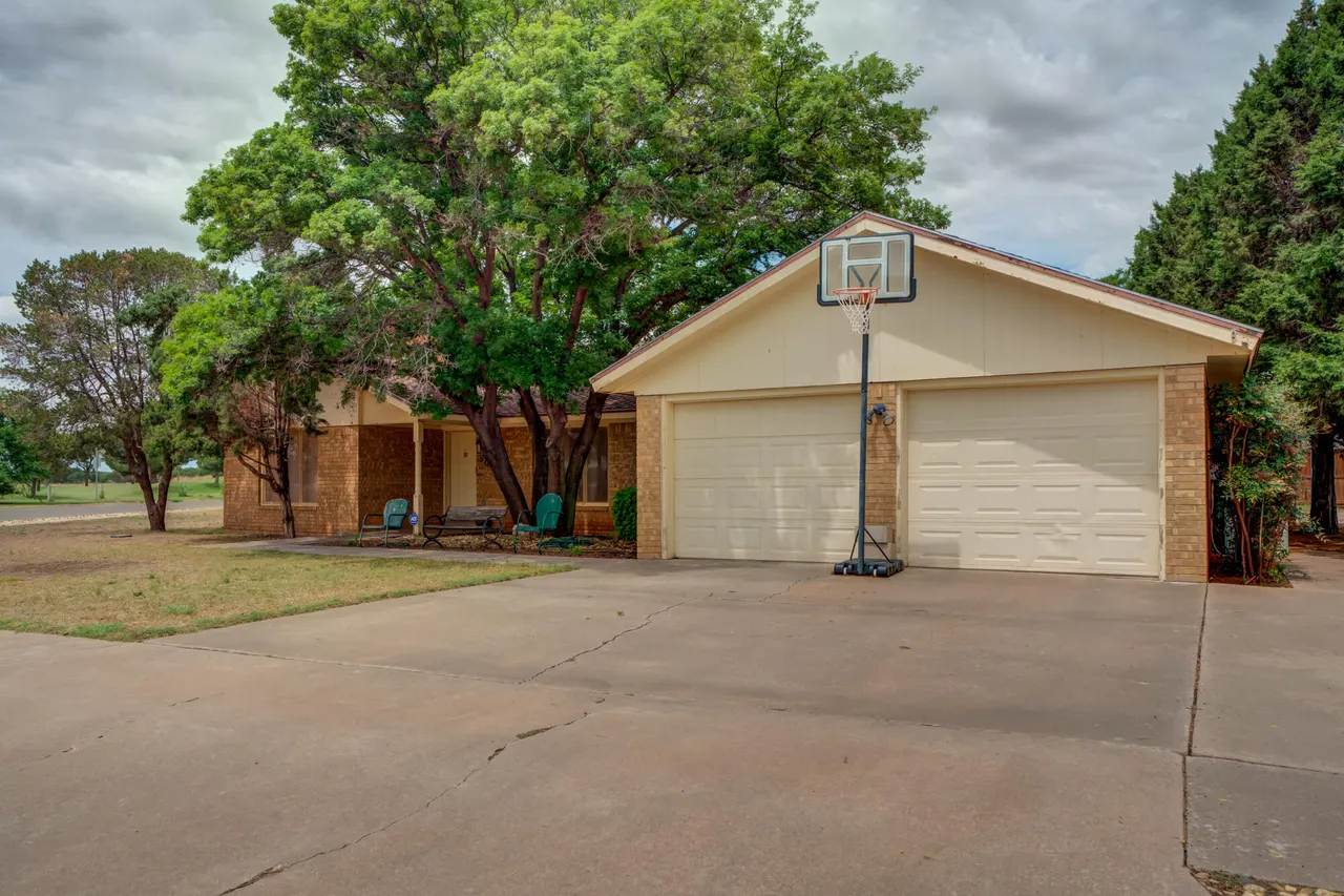 Photo 5 — 501 N Huron Avenue, Lubbock, TX 79416