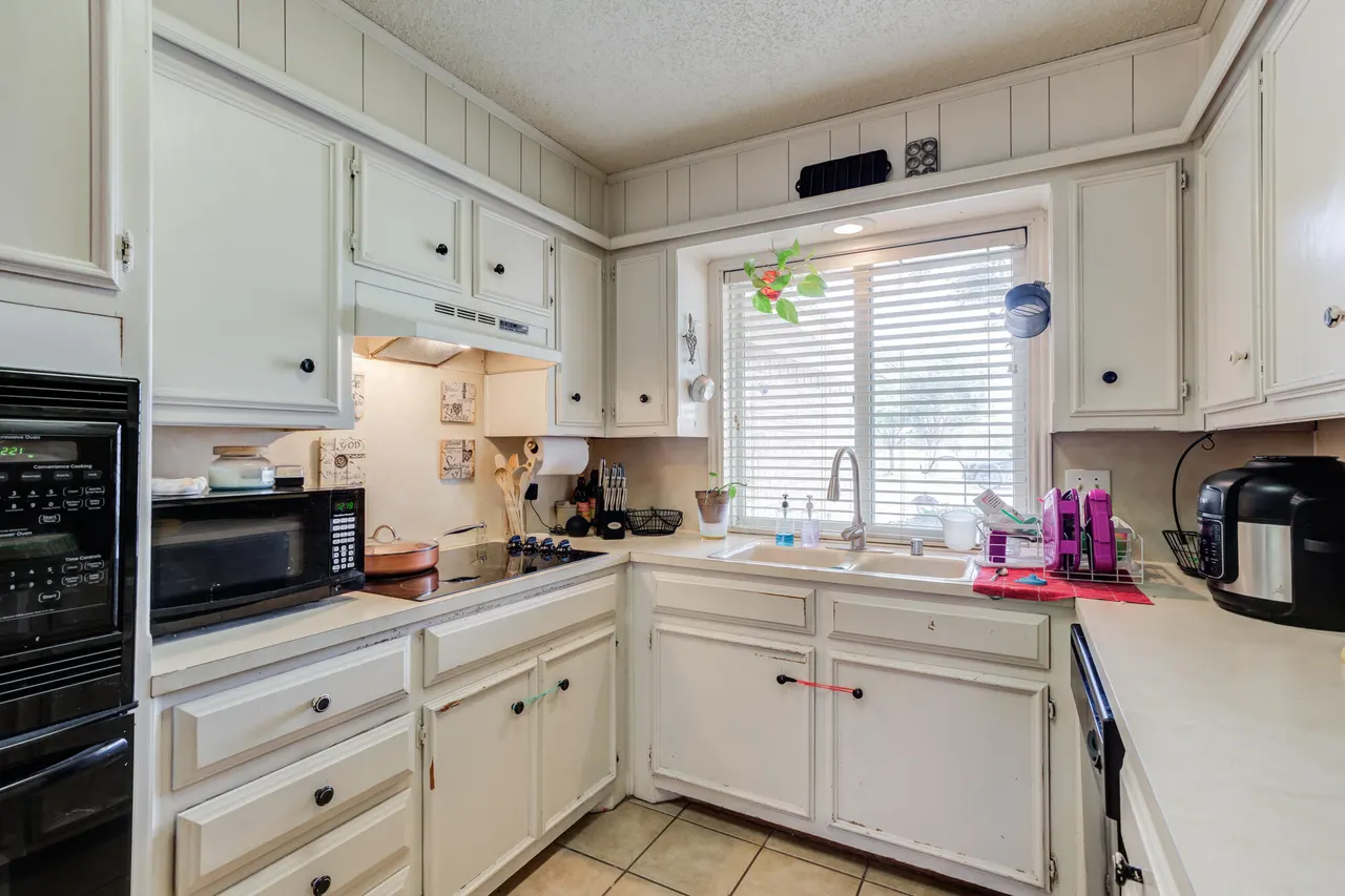 Photo 16 — 501 N Huron Avenue, Lubbock, TX 79416