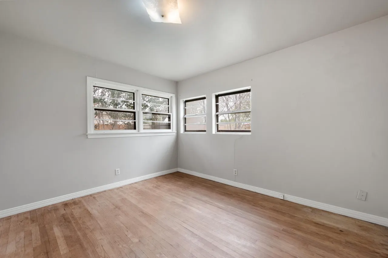 Photo 20 — 811 Zephyr Street, Plainview, TX 79072