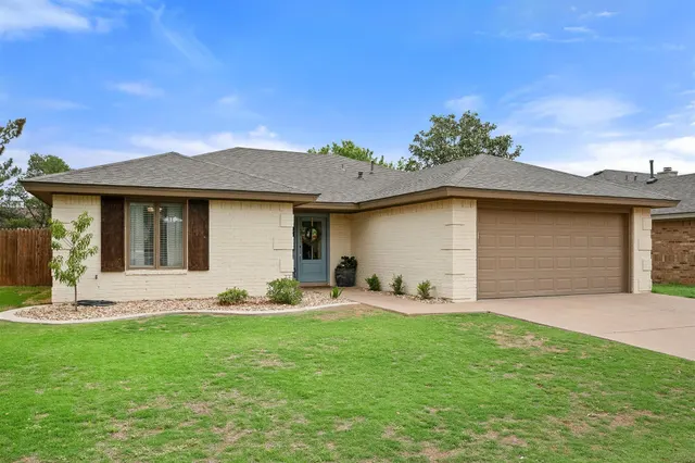 Photo 3 — 5706 89th Street, Lubbock, TX 79424