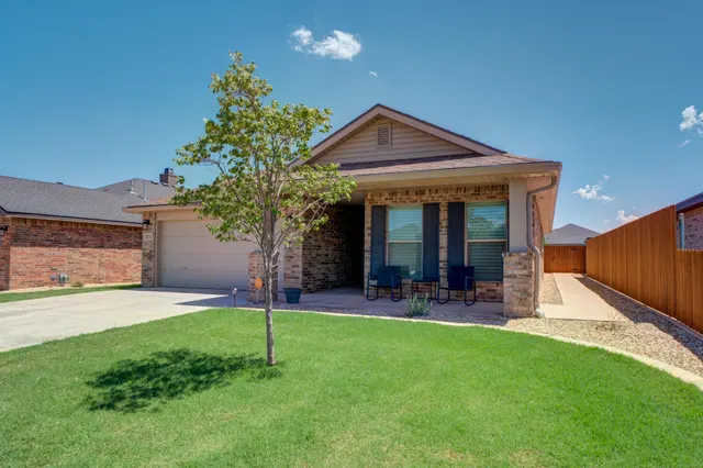 Front exterior — 7521 29th Street, Lubbock, TX 79407